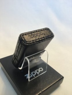 画像4: No.200 レザーシリーズZIPPO ブラック 刺繍(レッド)&ビーズ z-2699