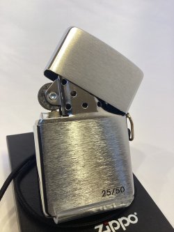 画像3: No.275 記念・限定品ZIPPO BRUSHED CHROME ブラッシュクローム 三角カン ヒモ付き パッケージデザイン 限定50個 z-6405