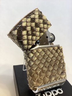画像2: No.200 レザーシリーズZIPPO WHITH PYTHON ホワイトパイソン(B) 手縫い z-6666