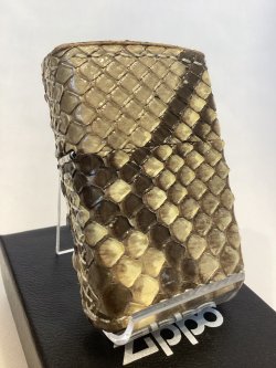 画像1: No.200 レザーシリーズZIPPO WHITH PYTHON ホワイトパイソン(A) 手縫い z-6665