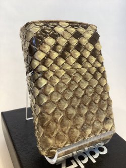 画像1: No.200 レザーシリーズZIPPO WHITH PYTHON ホワイトパイソン(B) 手縫い z-6666