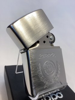画像2: No.200 ヴィンテージZIPPO 2001年製 BRUSHED CHROME ブラッシュクローム LAUREL(ローレル) 月桂樹 z-6755