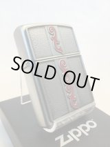 画像: No.205 ヴィンテージZIPPO 2002年製 RED BAROQUE EMBLEM レッドバロック z-1892