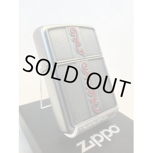 画像: No.205 ヴィンテージZIPPO 2002年製 RED BAROQUE EMBLEM レッドバロック z-1892