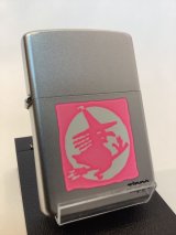 画像: No.205 サテンクロームZIPPO 2000年製 魔女とほうき z-1042