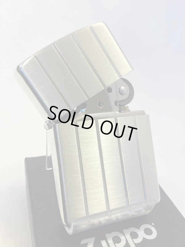 画像2: No.200 ヴィンテージZIPPO 2005年製 SILVER SATIN シルバーサテン VERTICL LINE バーチカルライン z-6283