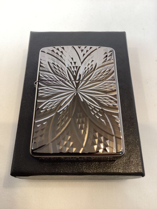 画像: 超貴重 アーマーシリーズZIPPO 入荷