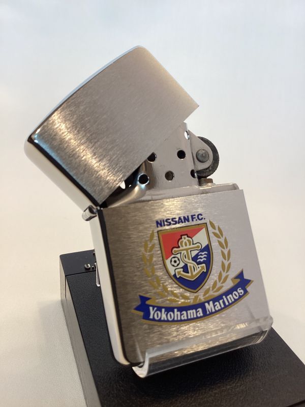 画像2: No.200 スポーツシリーズZIPPO Jリーグ YOKOHAMA MARINOS 横浜マリノス z-5226