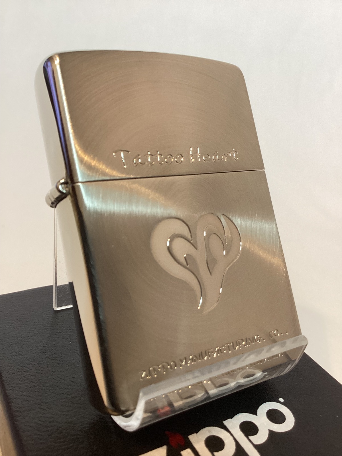 画像1: No.200 推奨品ZIPPO SILVER SPIN シルバースピン TATTOO HEART タトゥーハート z-6129