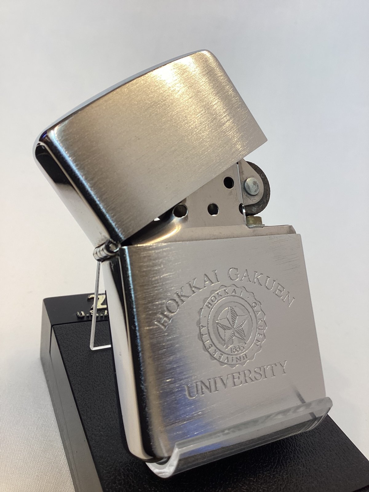 画像2: No.200 カレッジシリーズZIPPO HOKKAI GAKUEN UNIVERSITY 北海学園大学 z-6237