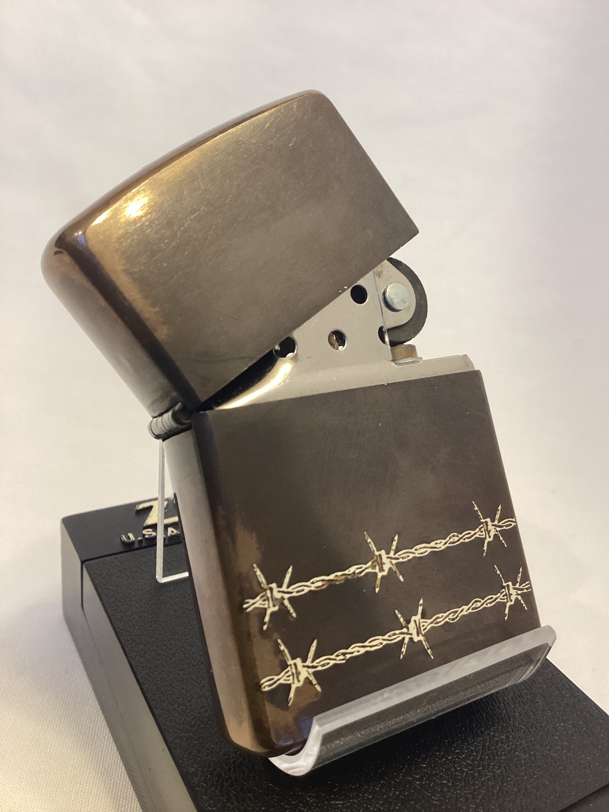 画像2: No.200 アンティークシリーズZIPPO ANTIQUE BARBED WIRE アンティーク バーブワイヤー 有刺鉄線 z-6399