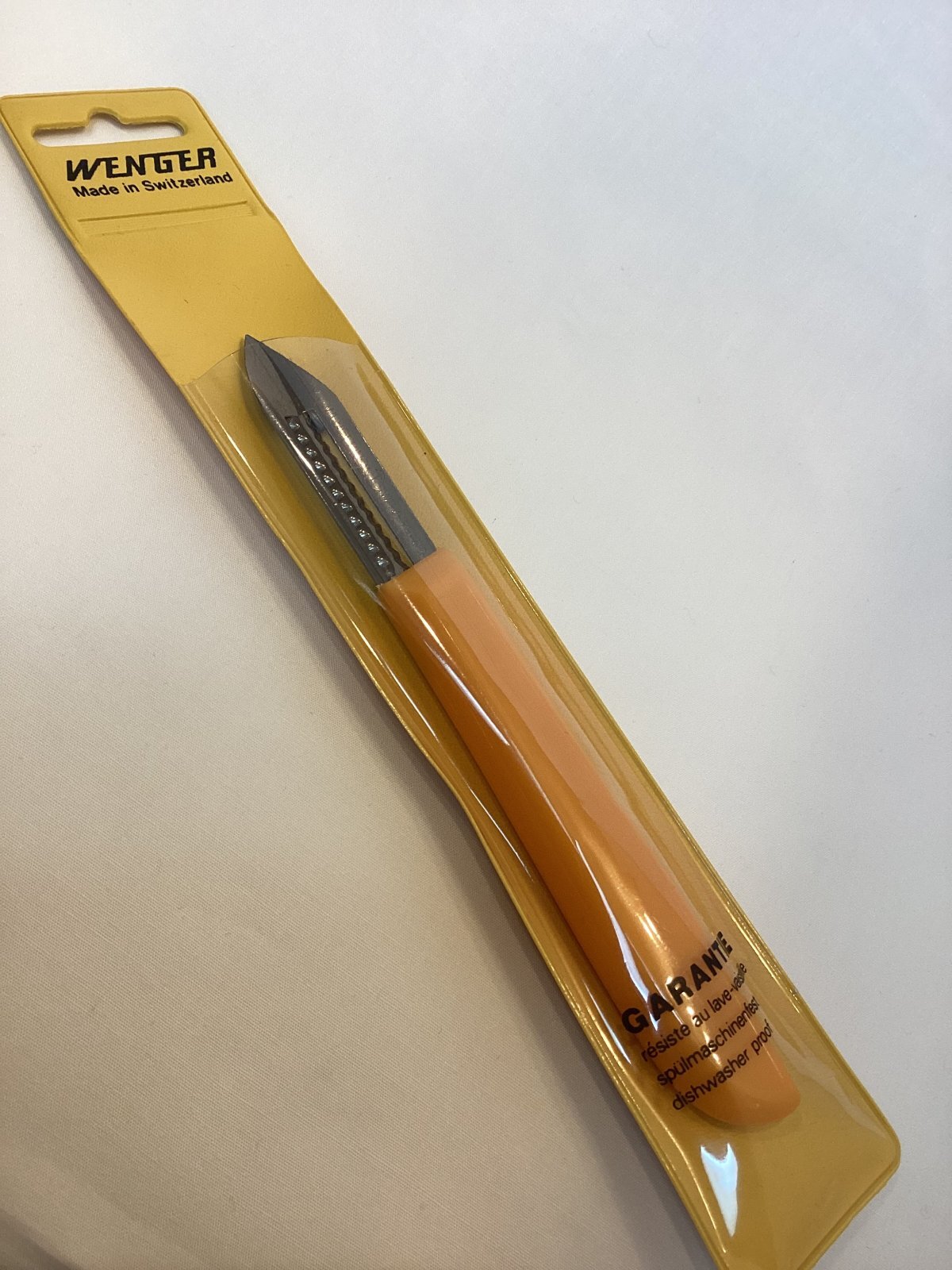 画像1: No.391138 スイス🇨🇭ウェンガー社製 PEELER ピーラー YELLOW イエロー WENGERINOX ロゴ入り k-074