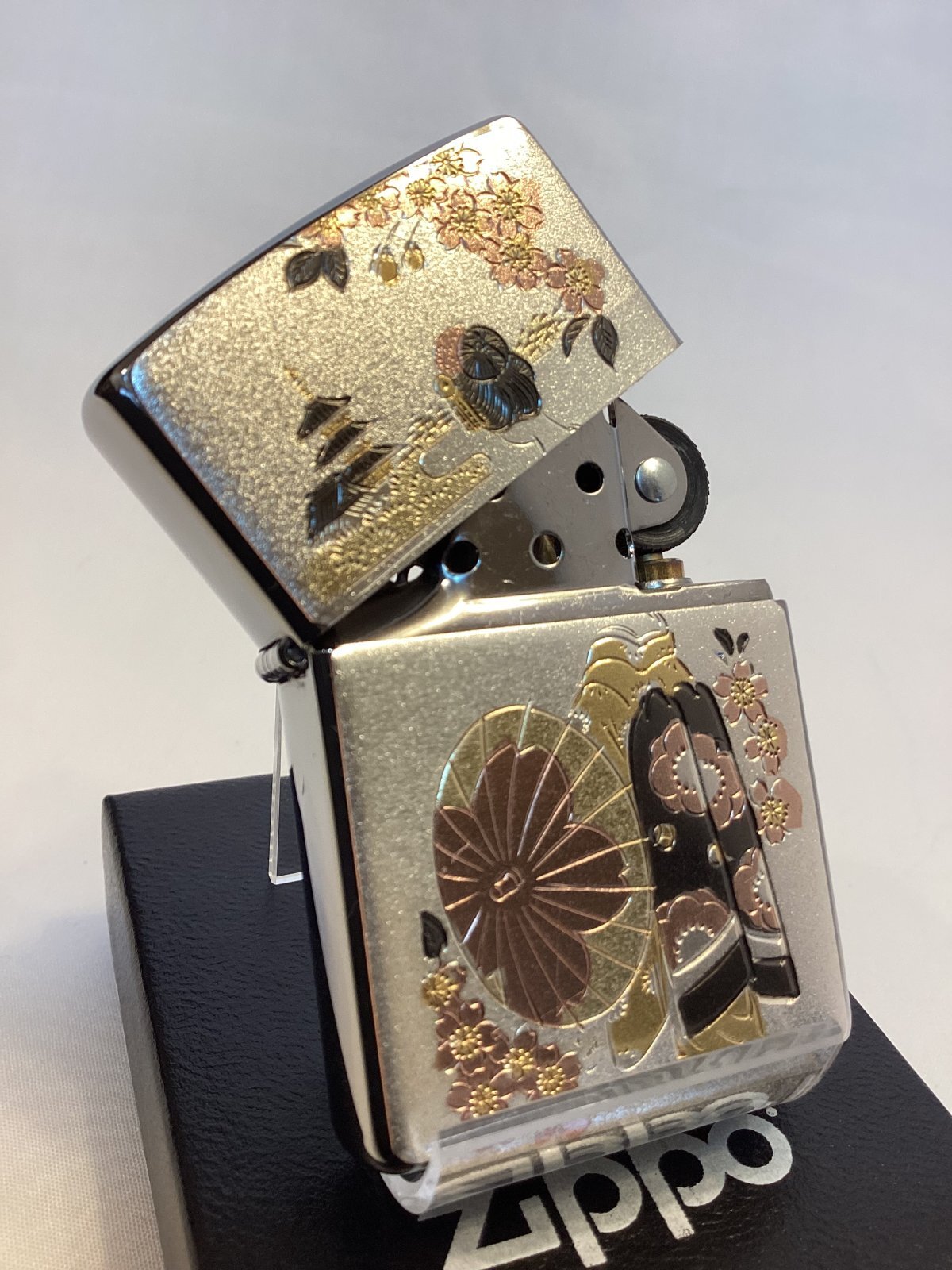 画像2: No.200 推奨品ZIPPO BRUSHED CHROME ブラッシュクローム 舞妓 電鋳板プレート z-6572
