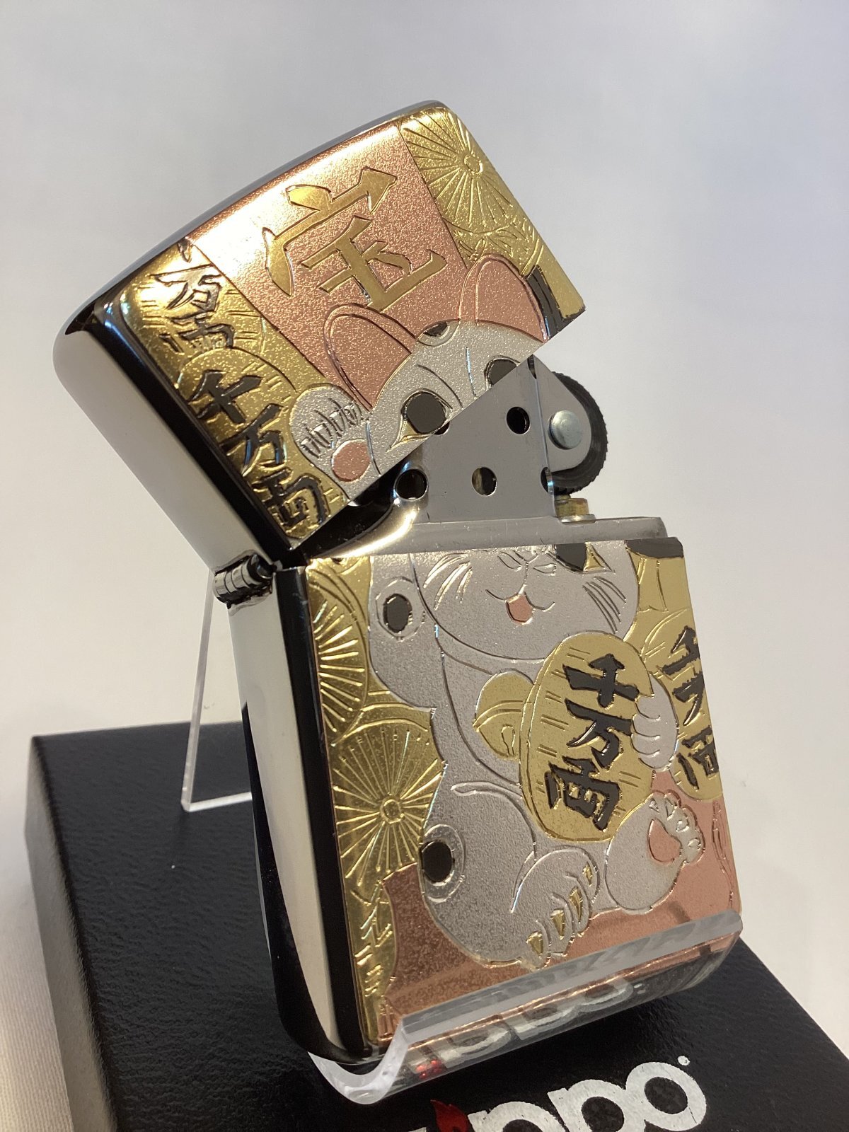 画像2: No.200G推奨品ZIPPO BRUSHED CHROME ブラッシュクローム 電鋳板プレート 招き猫 z-6629