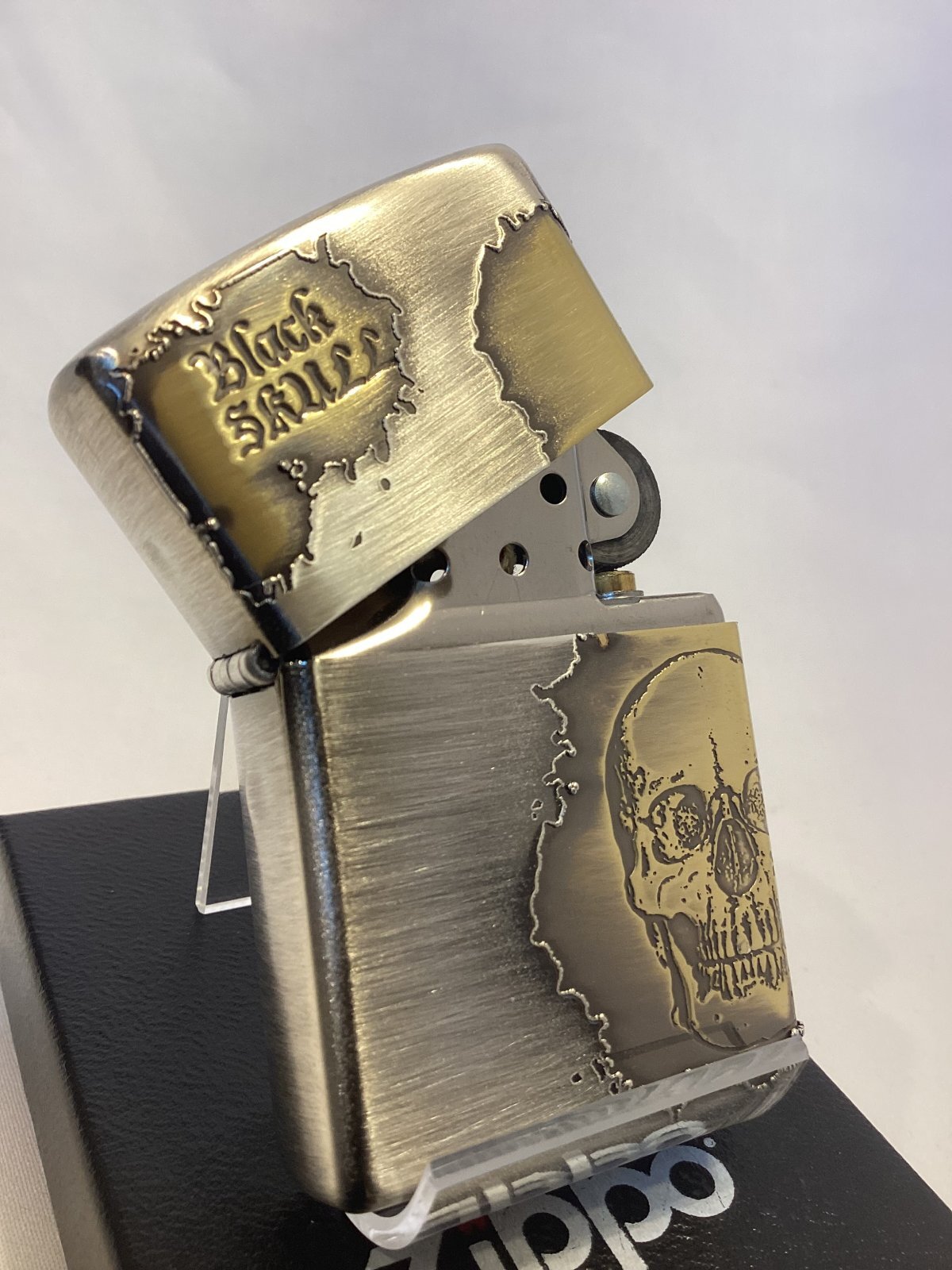 画像2: No.200 推奨品ZIPPO ANTIQUE SILVER アンティークシルバー SKALL スカル z-6849