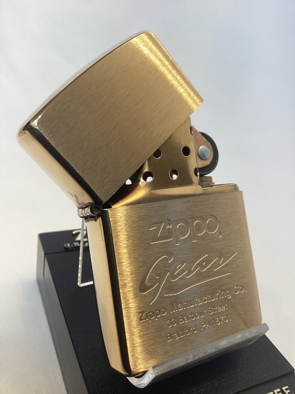 画像2: No.204 ヴィンテージZIPPO 1994年製 BRUSHED SOLID BRASS ブラッシュソリッドブラス GEAR LOGO ギア ロゴ z-6852